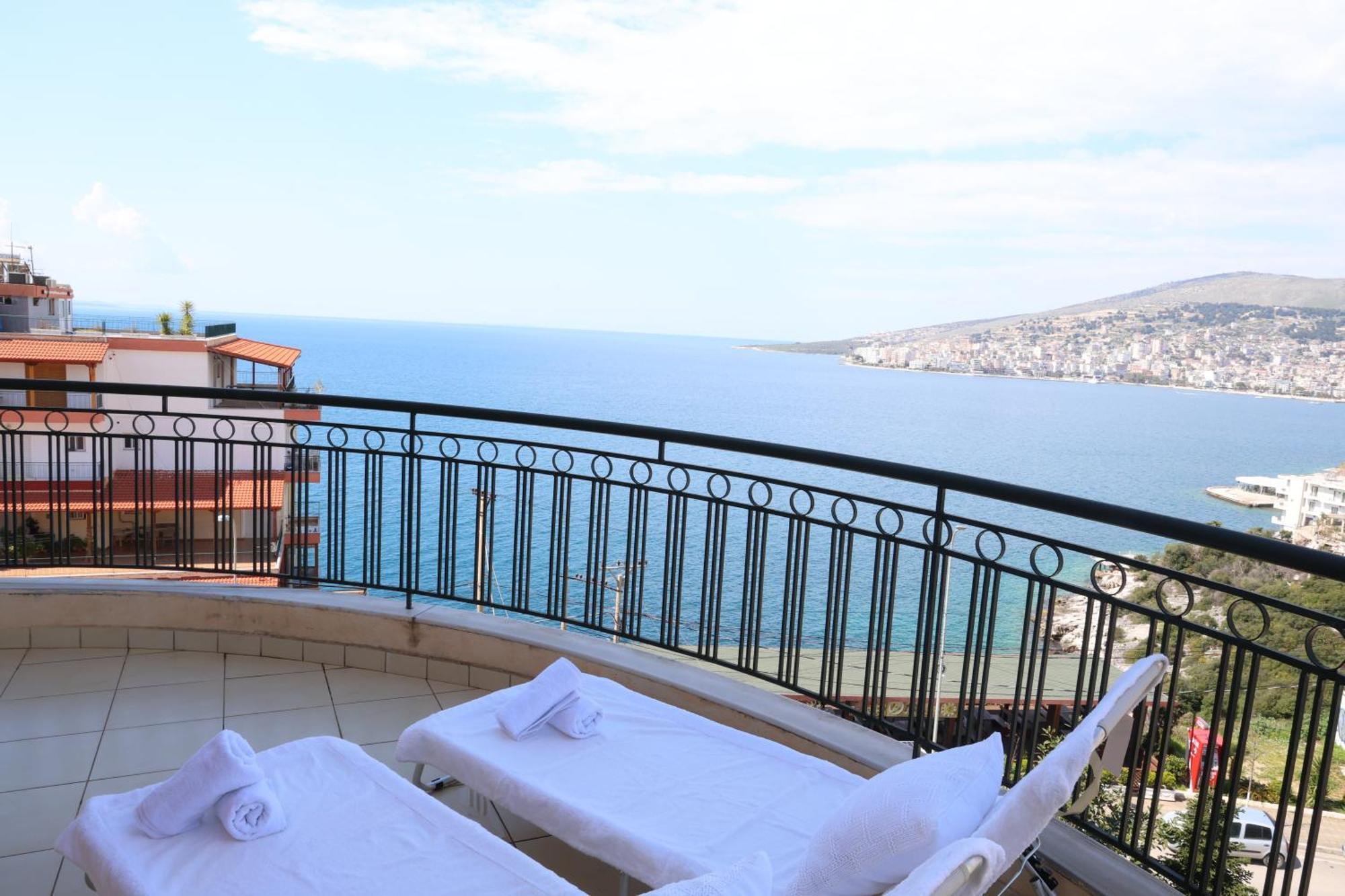 Serenity View Apartament *
